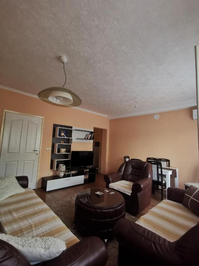 טרביניה Apartman Anja מראה חיצוני תמונה